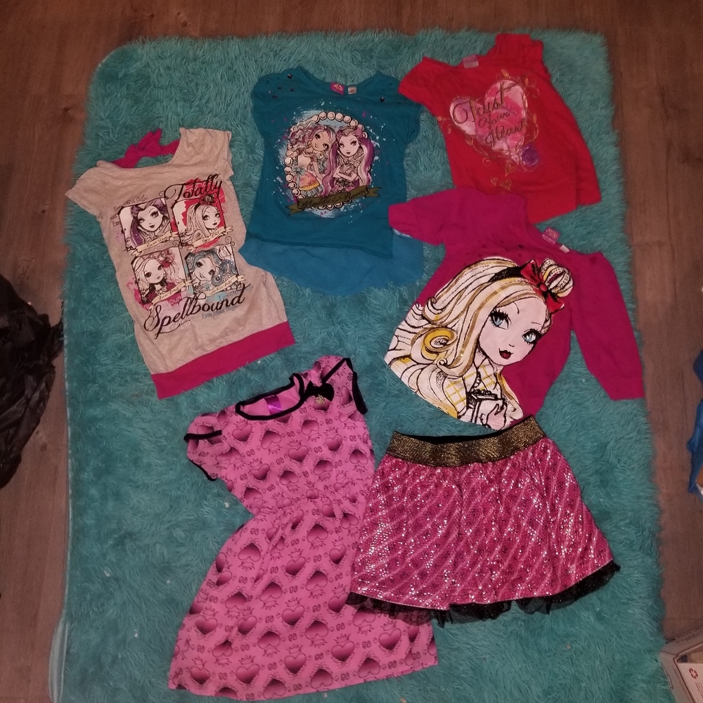 Ever After High Clothes lot